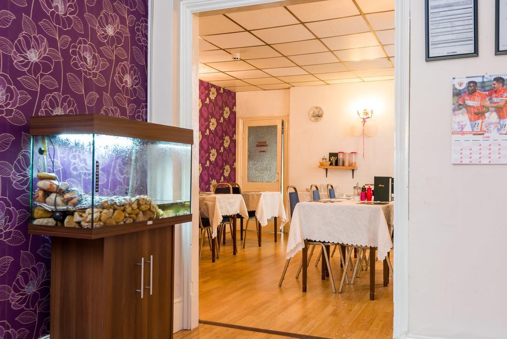 Uk Travel & Hospitality Ltd Ta Canberra Hotel Blackpool Eksteriør billede