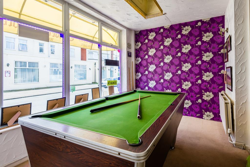 Uk Travel & Hospitality Ltd Ta Canberra Hotel Blackpool Eksteriør billede