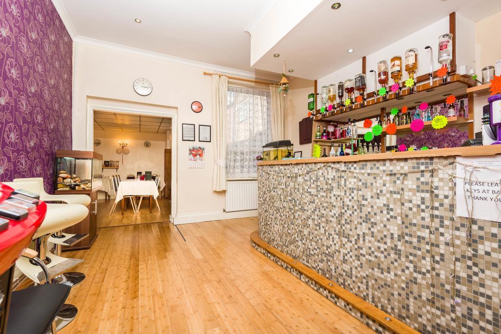 Uk Travel & Hospitality Ltd Ta Canberra Hotel Blackpool Eksteriør billede