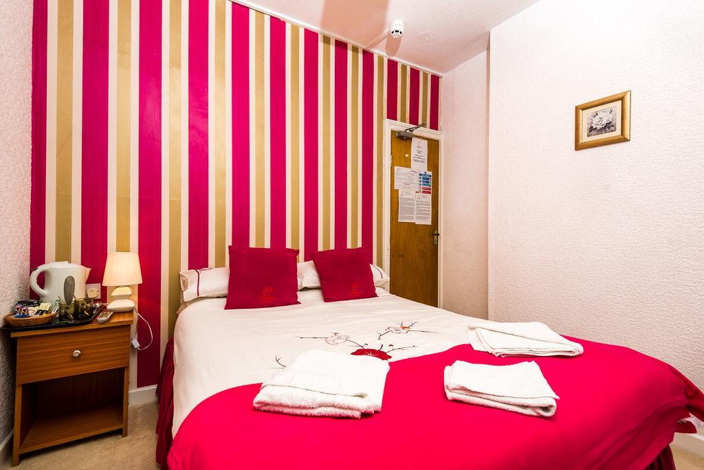 Uk Travel & Hospitality Ltd Ta Canberra Hotel Blackpool Eksteriør billede