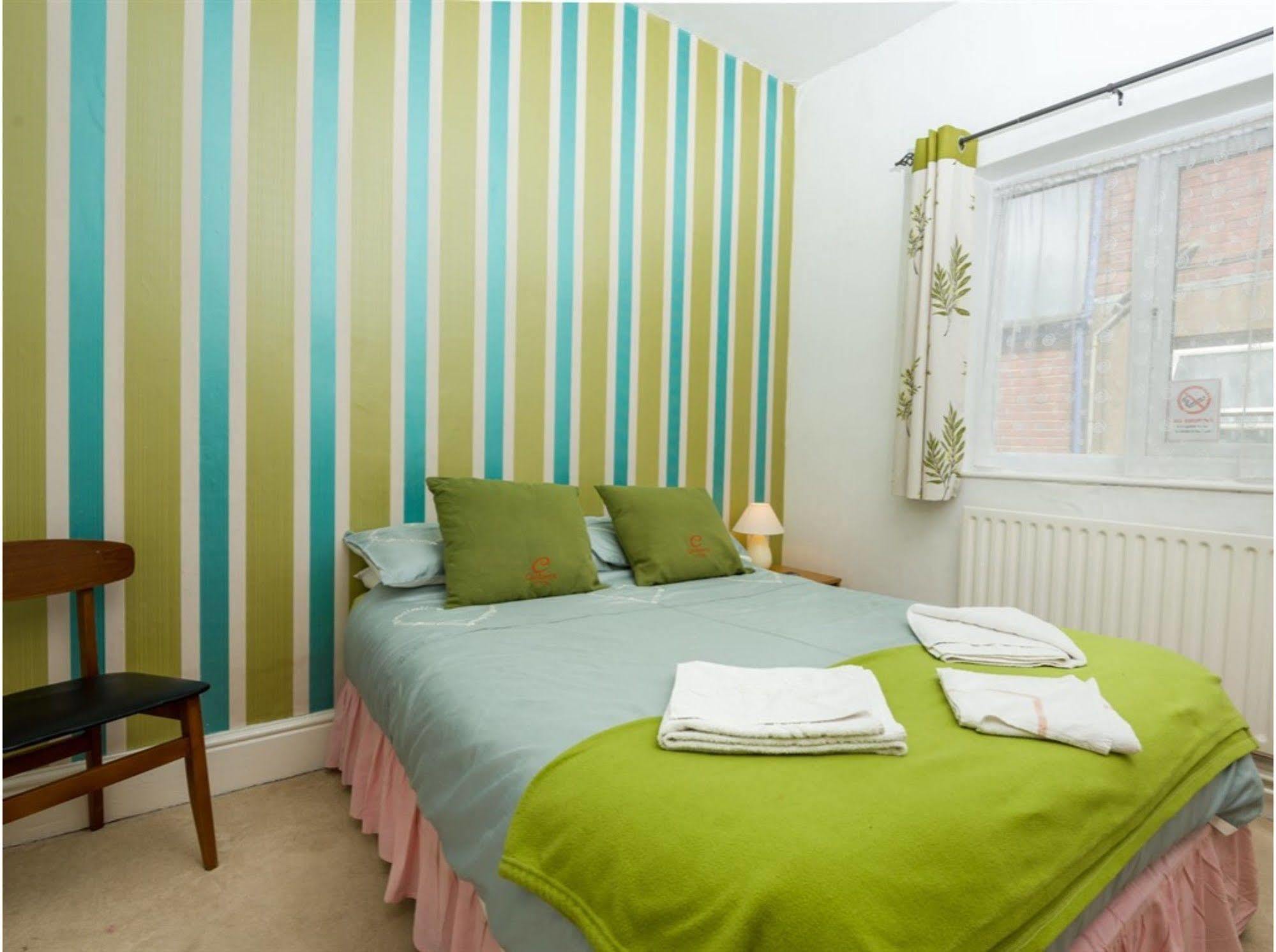Uk Travel & Hospitality Ltd Ta Canberra Hotel Blackpool Eksteriør billede